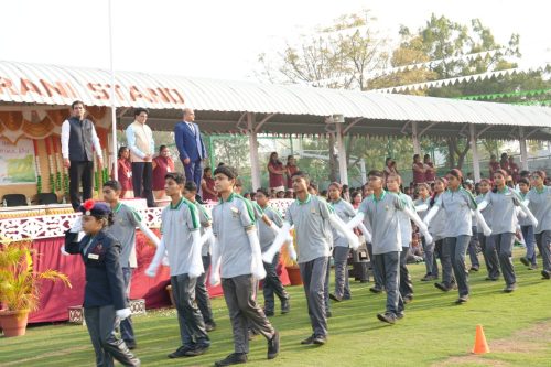 REPUBLIC-2025-26SC05687.JPG (Medium)