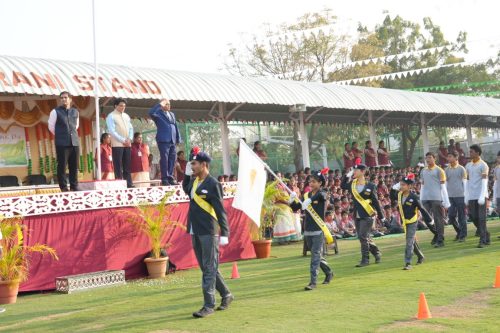 REPUBLIC-2025-26SC05697.JPG (Medium)